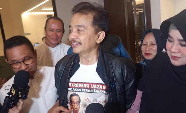 Rismon Ajak Diskusi soal Ijazah Jokowi, Roy Suryo: Saya Saja Diblokir Rismon Ajak Diskusi soal Ijazah Jokowi, Roy Suryo: Saya Saja Diblokir