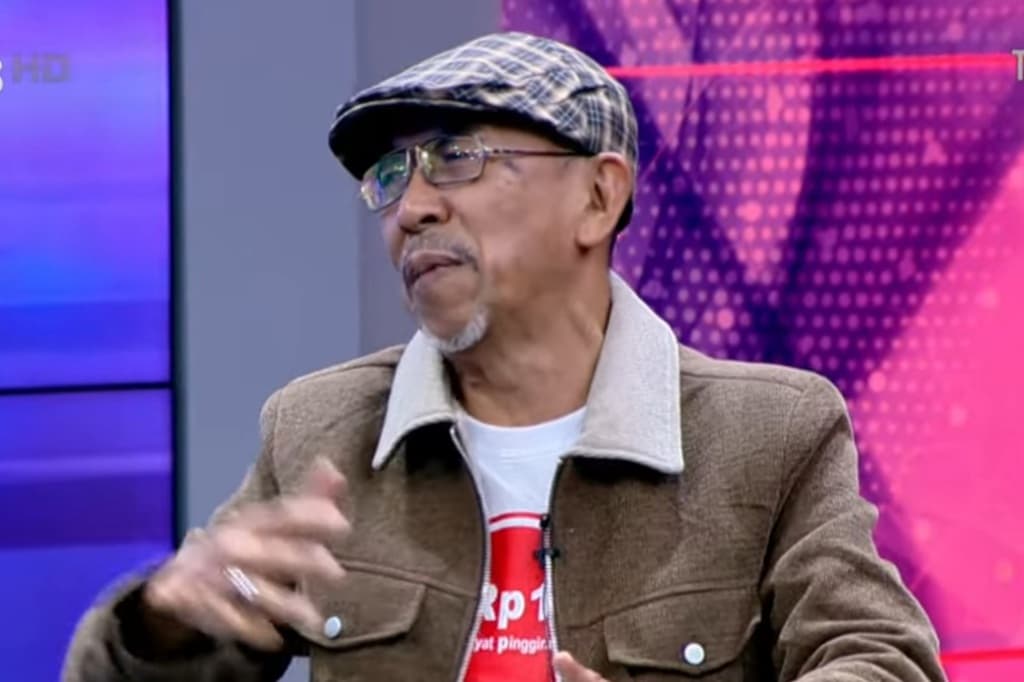 Rismon Balik Arah Sebut Ijazah Jokowi Asli, Zukifli Ekomei: Kayak Pertunjukan Lenong Rismon Balik Arah Sebut Ijazah Jokowi Asli, Zukifli Ekomei: Kayak Pertunjukan Lenong