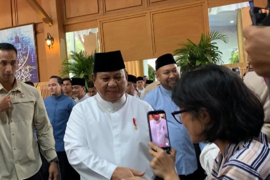 Serunya Open House di Istana, Prabowo Bareng Didit Salami Warga Serunya Open House di Istana, Prabowo Bareng Didit Salami Warga