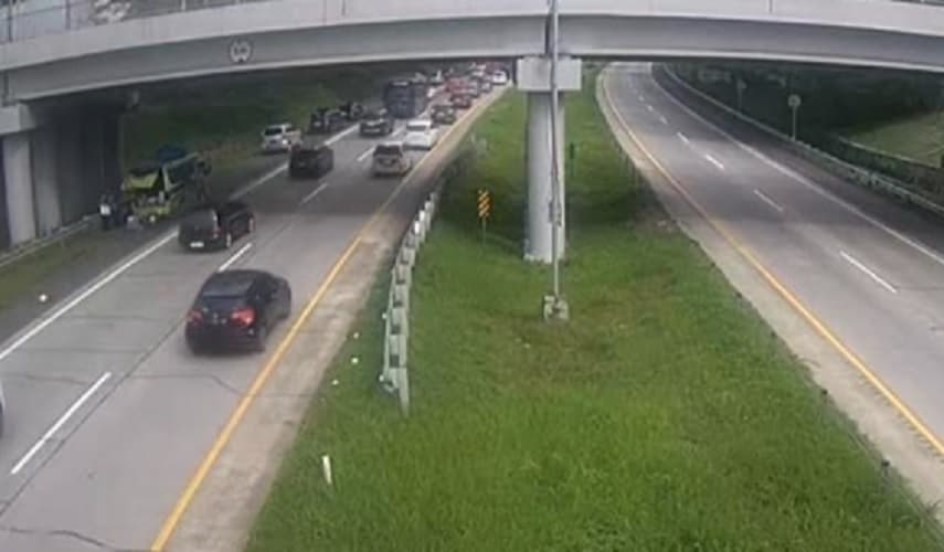 Arus Lalin di Tol Cipali Lancar pada H+5 Lebaran, Ada Kepadatan di Sejumlah Titik Arus Lalin di Tol Cipali Lancar pada H+5 Lebaran, Ada Kepadatan di Sejumlah Titik