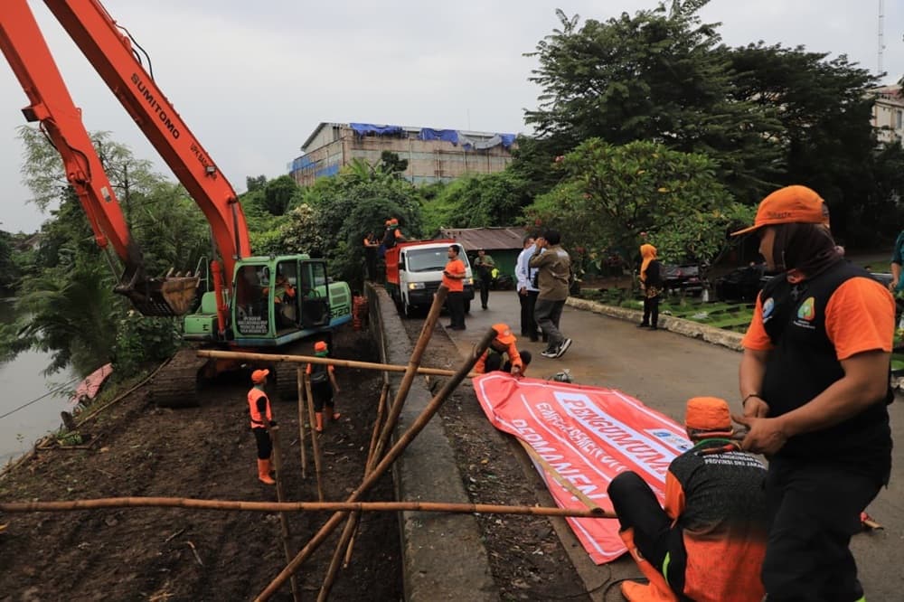 TPS Tanah Kusir Ditutup Permanen usai Viral, Pembuangan Sampah Dialihkan ke TB Simatupang TPS Tanah Kusir Ditutup Permanen usai Viral, Pembuangan Sampah Dialihkan ke TB Simatupang
