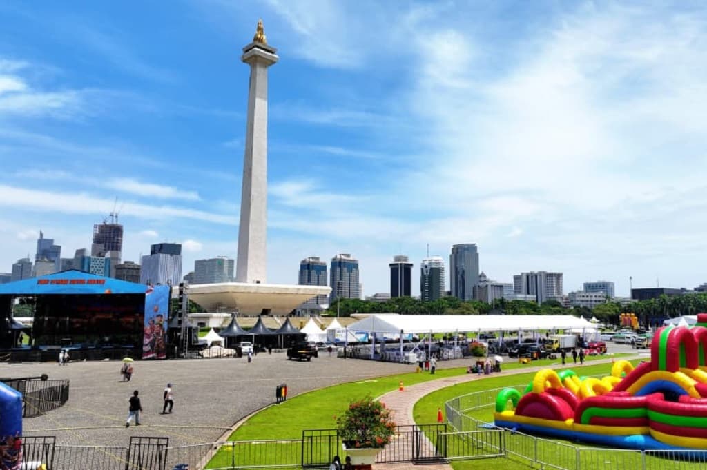 Hore! Prabowo Gelar Pasar Murah di Monas Sore Ini, Ada Makanan Gratis hingga Doorprize Hore! Prabowo Gelar Pasar Murah di Monas Sore Ini, Ada Makanan Gratis hingga Doorprize