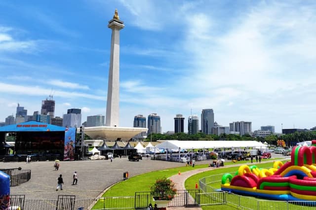 Hore! Prabowo Gelar Pasar Murah di Monas Sore Ini, Ada Makanan Gratis hingga Doorprize Hore! Prabowo Gelar Pasar Murah di Monas Sore Ini, Ada Makanan Gratis hingga Doorprize