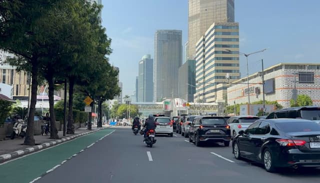 Lalu Lintas Sejumlah Ruas Jalan di Jakarta Ramai Lancar usai Libur Lebaran Lalu Lintas Sejumlah Ruas Jalan di Jakarta Ramai Lancar usai Libur Lebaran