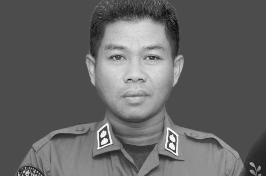 Pilu! Personel Satgas Karhutla Riau Meninggal usai Padamkan Kebakaran di Bengkalis Pilu! Personel Satgas Karhutla Riau Meninggal usai Padamkan Kebakaran di Bengkalis