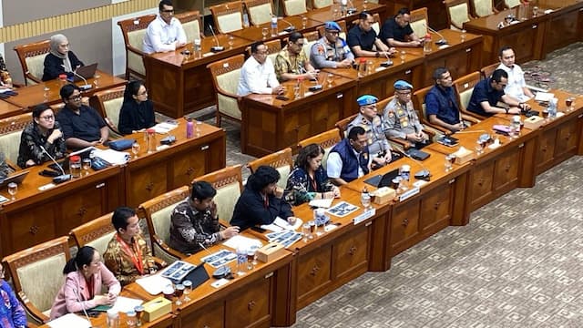 Kasus Penyiraman Air Keras ke Andrie Yunus Dilimpahkan ke Puspom TNI, KontraS Sebut Tak Sesuai KUHAP Kasus Penyiraman Air Keras ke Andrie Yunus Dilimpahkan ke Puspom TNI, KontraS Sebut Tak Sesuai KUHAP