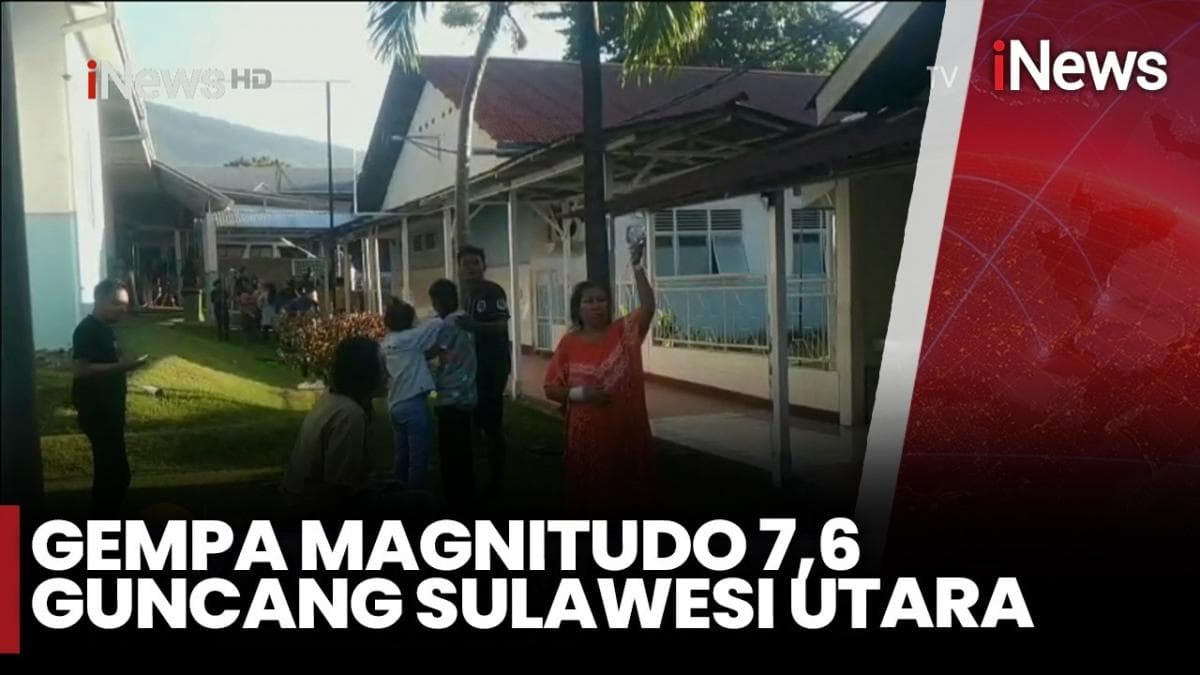 Detik-Detik Gempa M7,6 Guncang Bitung, Warga Panik Berhamburan Detik-Detik Gempa M7,6 Guncang Bitung, Warga Panik Berhamburan