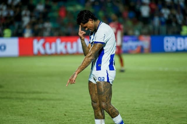 Hasil Semen Padang vs Persib Bandung: Menang 2-0, Maung Kedinginan di Puncak Klasemen Super League Hasil Semen Padang vs Persib Bandung: Menang 2-0, Maung Kedinginan di Puncak Klasemen Super League