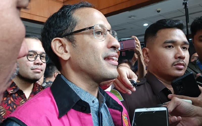 Nadiem Bantah Pengadaan Laptop Chromebook Tak Berguna, Klaim Bisa Cegah Kecurangan Asesmen Nasional Nadiem Bantah Pengadaan Laptop Chromebook Tak Berguna, Klaim Bisa Cegah Kecurangan Asesmen Nasional