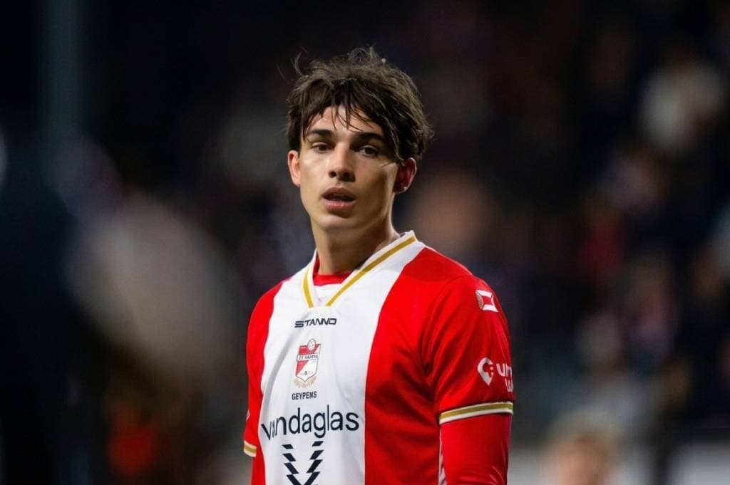 Sempat Dilarang Main, Tim Geypens Kembali ke FC Emmen usai Kantongi Izin Kerja Sempat Dilarang Main, Tim Geypens Kembali ke FC Emmen usai Kantongi Izin Kerja