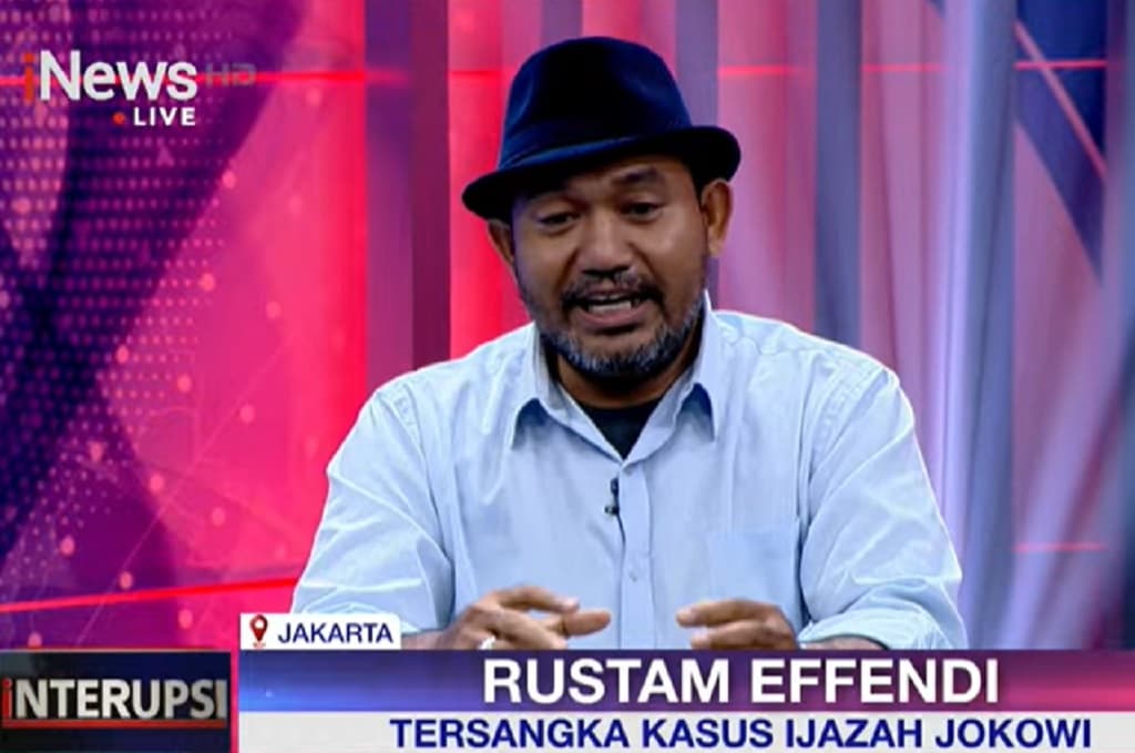 Cerita Rustam Effendi Bercanda Minta Rp20 M buat RJ: Apa Salahnya Bohongin Orangnya Jokowi Cerita Rustam Effendi Bercanda Minta Rp20 M buat RJ: Apa Salahnya Bohongin Orangnya Jokowi