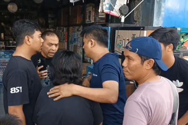 Dramatis! Pelaku Penculikan dan Penyekapan Anak di Cirebon Ditangkap, Sempat Mengelak Dramatis! Pelaku Penculikan dan Penyekapan Anak di Cirebon Ditangkap, Sempat Mengelak