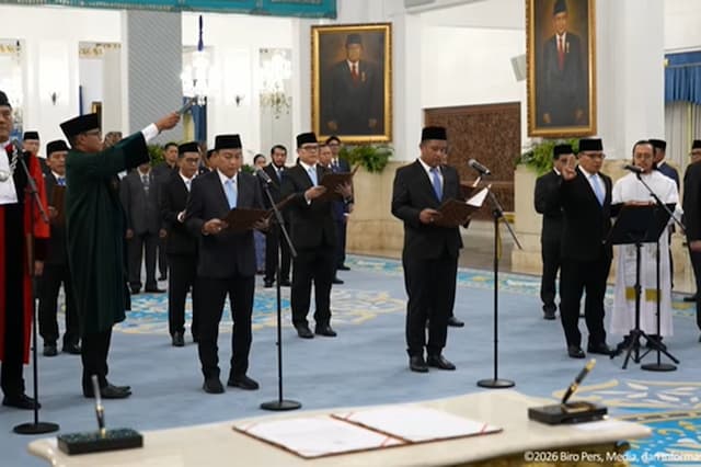 Prabowo Lantik Ketua dan Anggota Ombudsman 2026-2031, Ini Daftarnya Prabowo Lantik Ketua dan Anggota Ombudsman 2026-2031, Ini Daftarnya