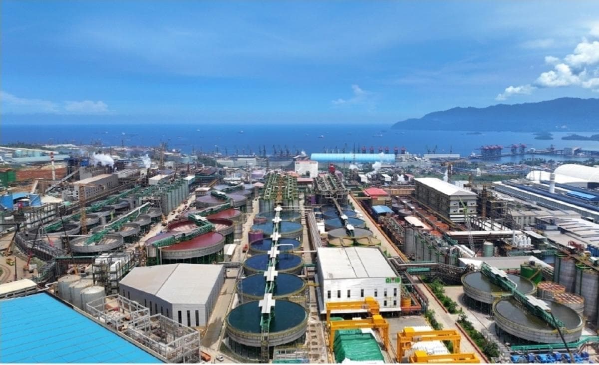 Hilirisasi Nikel Mendesak, Indonesia Kejar Kedaulatan Energi di Tengah Gejolak BBM Global Hilirisasi Nikel Mendesak, Indonesia Kejar Kedaulatan Energi di Tengah Gejolak BBM Global