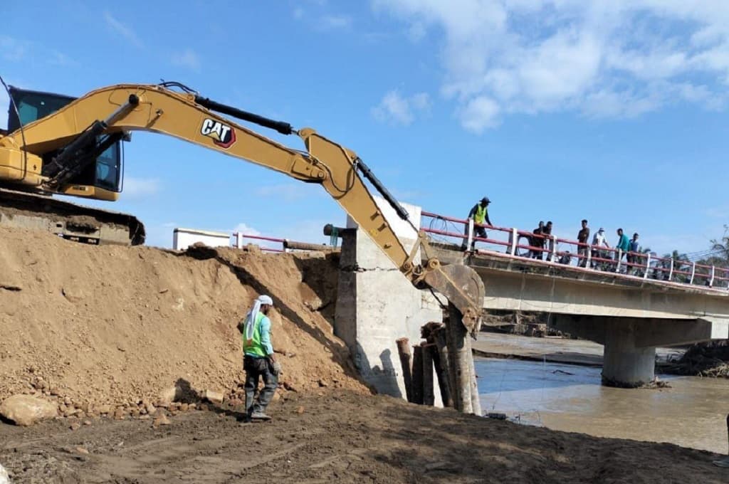 Pemulihan Bencana Sumatra: 2.277 Jalan Bisa Dilalui, 792 Jembatan Beroperasi Normal Pemulihan Bencana Sumatra: 2.277 Jalan Bisa Dilalui, 792 Jembatan Beroperasi Normal