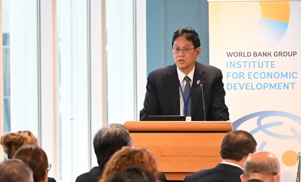 Purbaya Sebut IMF Puji RI 'Bright Spot' dalam Ekonomi Global Purbaya Sebut IMF Puji RI 'Bright Spot' dalam Ekonomi Global