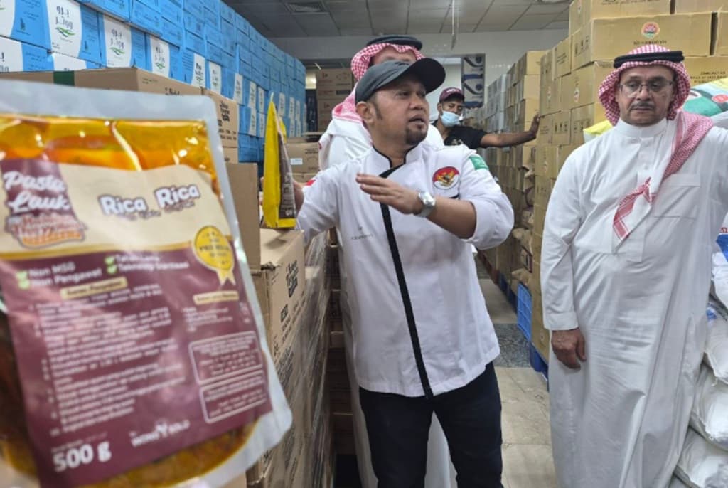 23 Dapur Siaga di Madinah, Kemenhaj Jamin Jemaah Haji RI Dapat Makan 3 Kali Sehari 23 Dapur Siaga di Madinah, Kemenhaj Jamin Jemaah Haji RI Dapat Makan 3 Kali Sehari