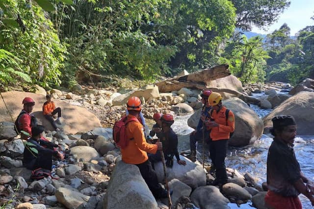 Perempuan Hilang di Hutan Palopo, Tim SAR Turun Tangan Lakukan Pencarian Perempuan Hilang di Hutan Palopo, Tim SAR Turun Tangan Lakukan Pencarian