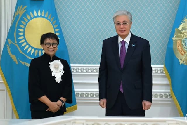 Retno Marsudi Bertemu Presiden Tokayev, Perkuat Kerja Sama RI-Kazakhstan terkait Air dan Iklim Retno Marsudi Bertemu Presiden Tokayev, Perkuat Kerja Sama RI-Kazakhstan terkait Air dan Iklim