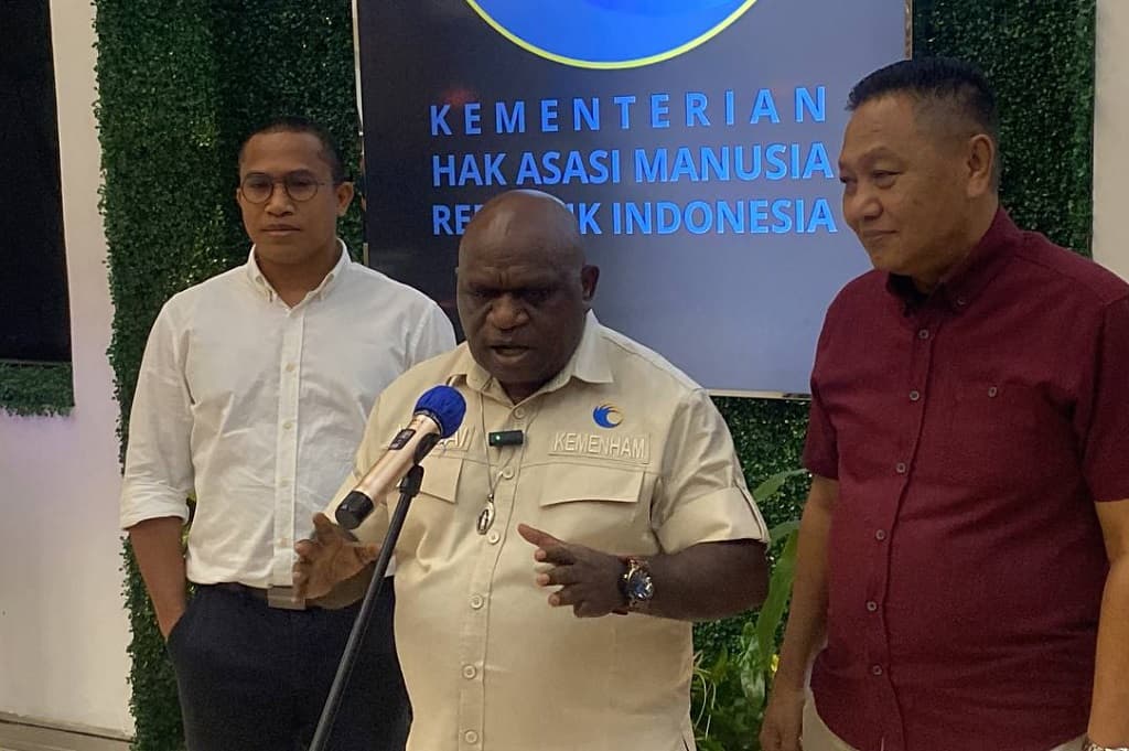 Menteri Pigai Desak Amien Rais Minta Maaf buntut Hoaks di Medsos: Tidak Bermartabat! Menteri Pigai Desak Amien Rais Minta Maaf buntut Hoaks di Medsos: Tidak Bermartabat!