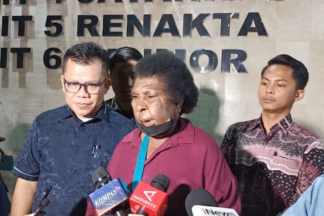 Mama Sinta Kecewa Wajahnya Ditampilkan di Film Pesta Babi Tanpa Izin: Saya Sakit Hati! Mama Sinta Kecewa Wajahnya Ditampilkan di Film Pesta Babi Tanpa Izin: Saya Sakit Hati!