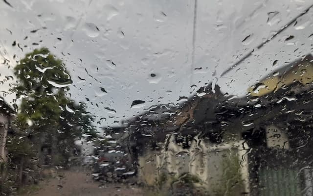 Cuaca Jakarta Minggu 25 Februari 2024: Hujan Ringan Bakal Turun di Jakut dan Jaksel