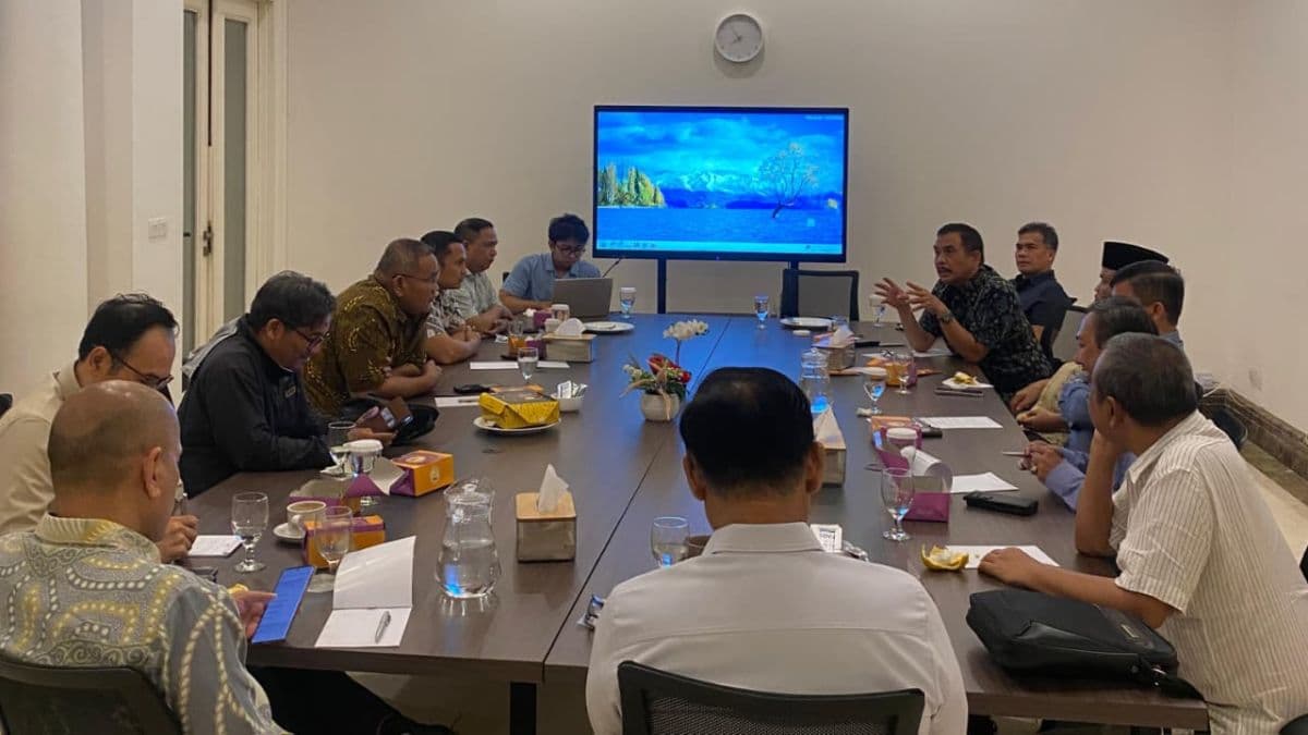 Tokoh Lintas Sumatera Minta Prabowo Tetapkan Banjir Sumatera sebagai Bencana Nasional Tokoh Lintas Sumatera Minta Prabowo Tetapkan Banjir Sumatera sebagai Bencana Nasional