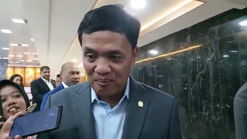 Ketua Komisi III Sebut Penempatan Polisi di Kementerian dan Lembaga Tak Bertentangan dengan MK Ketua Komisi III Sebut Penempatan Polisi di Kementerian dan Lembaga Tak Bertentangan dengan MK