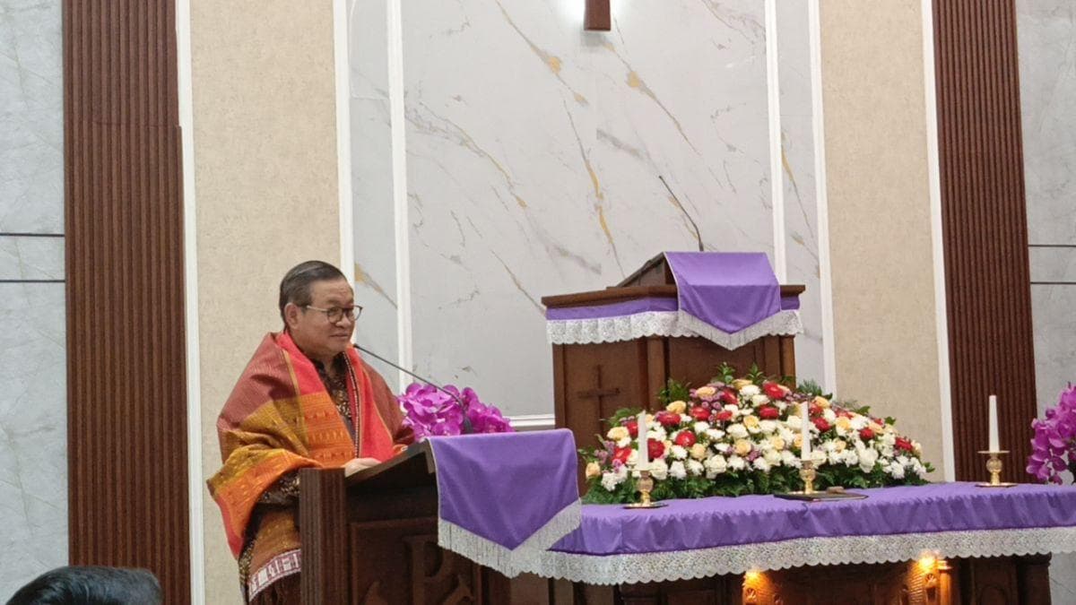 Pramono Resmikan Gereja HKBP Pondok Kelapa Setelah 35 Tahun Urus Perizinan Pramono Resmikan Gereja HKBP Pondok Kelapa Setelah 35 Tahun Urus Perizinan