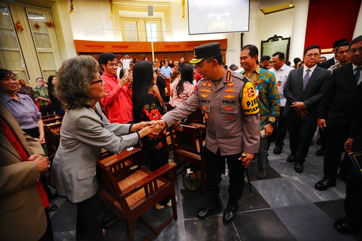 Gandeng Semua Pihak Amankan Nataru, Kapolri: Wujud Bhinneka Tunggal Ika Gandeng Semua Pihak Amankan Nataru, Kapolri: Wujud Bhinneka Tunggal Ika