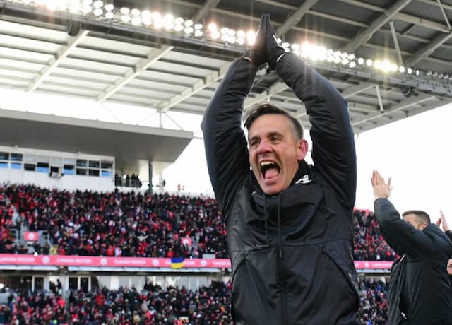 John Herdman Disebut Latih Timnas Indonesia hingga 2030, Gajinya Fantastis! John Herdman Disebut Latih Timnas Indonesia hingga 2030, Gajinya Fantastis!