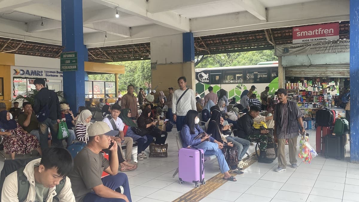 Puncak Arus Balik Libur Nataru di Terminal Kampung Rambutan Diprediksi 4 Januari Puncak Arus Balik Libur Nataru di Terminal Kampung Rambutan Diprediksi 4 Januari