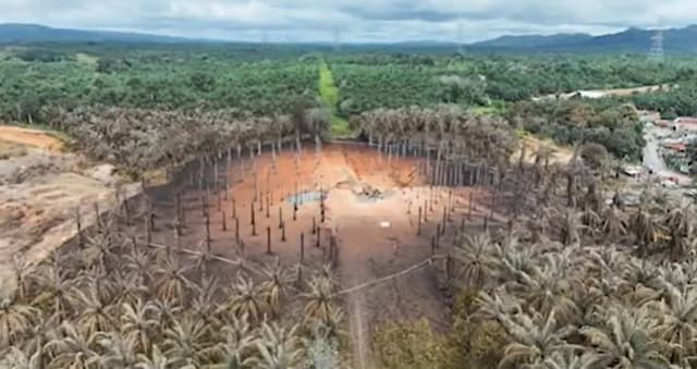 Pipa Gas Meledak di Riau, Sejumlah Rumah Hangus hingga 5 Orang Jadi Korban Pipa Gas Meledak di Riau, Sejumlah Rumah Hangus hingga 5 Orang Jadi Korban