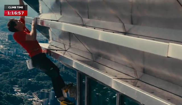 Tanpa Tali Pengaman, Pemanjat Tebing AS Taklukkan Pencakar Langit Taipei 101 Tanpa Tali Pengaman, Pemanjat Tebing AS Taklukkan Pencakar Langit Taipei 101