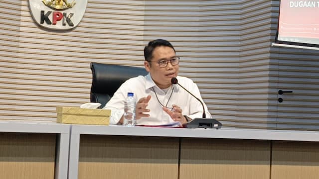 Selain Kasus Suap, Wakil Ketua PN Depok Jadi Tersangka Gratifikasi Rp2,5 Miliar Selain Kasus Suap, Wakil Ketua PN Depok Jadi Tersangka Gratifikasi Rp2,5 Miliar