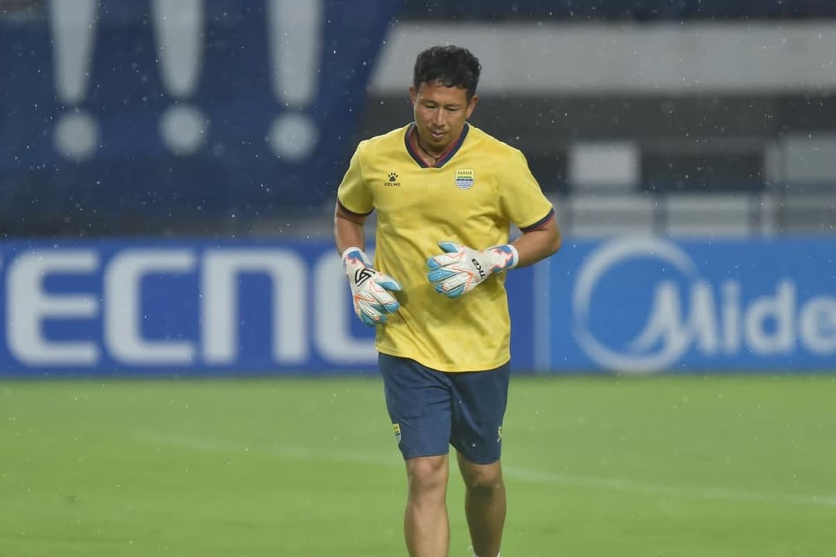 Persib Bandung Daftarkan Made Wirawan sebagai Pemain meski Pensiun 2 Musim Lalu! Persib Bandung Daftarkan Made Wirawan sebagai Pemain meski Pensiun 2 Musim Lalu!