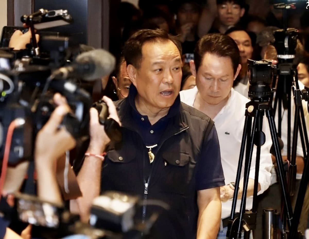 Partai Berkuasa Pimpinan PM Charnvirakul Diprediksi Menangi Pemilu Thailand Partai Berkuasa Pimpinan PM Charnvirakul Diprediksi Menangi Pemilu Thailand