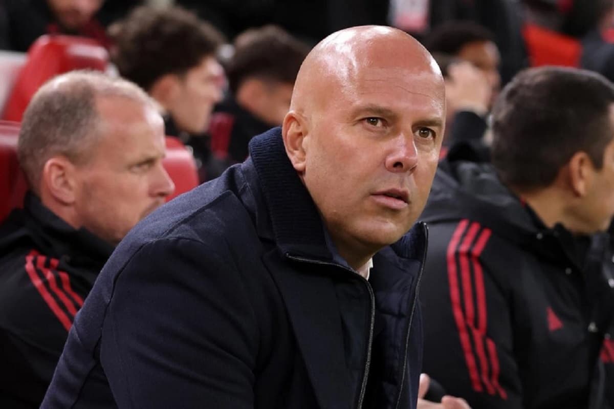 Arne Slot Dipecat Liverpool Setelah Kalah 1-2 dari Manchester City di Liga Inggris 2025-2026? Arne Slot Dipecat Liverpool Setelah Kalah 1-2 dari Manchester City di Liga Inggris 2025-2026?