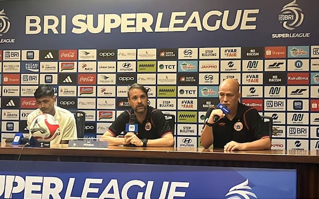 Laga Persija Jakarta vs Arema FC Diwarnai Keributan, Mauricio Souza: Ada yang Sok Jagoan Laga Persija Jakarta vs Arema FC Diwarnai Keributan, Mauricio Souza: Ada yang Sok Jagoan