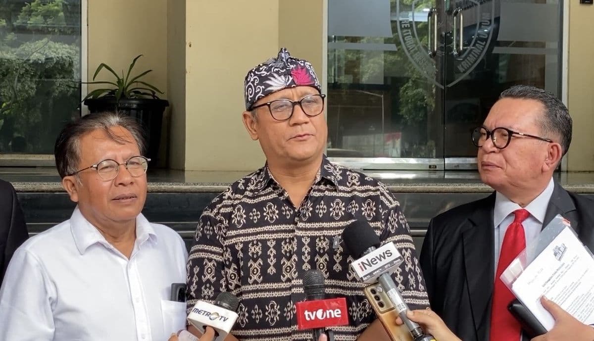 Kasus Ijazah Jokowi, Saksi Kubu Roy Suryo Cs Bakal Beberkan Pertemuan di UGM Kasus Ijazah Jokowi, Saksi Kubu Roy Suryo Cs Bakal Beberkan Pertemuan di UGM