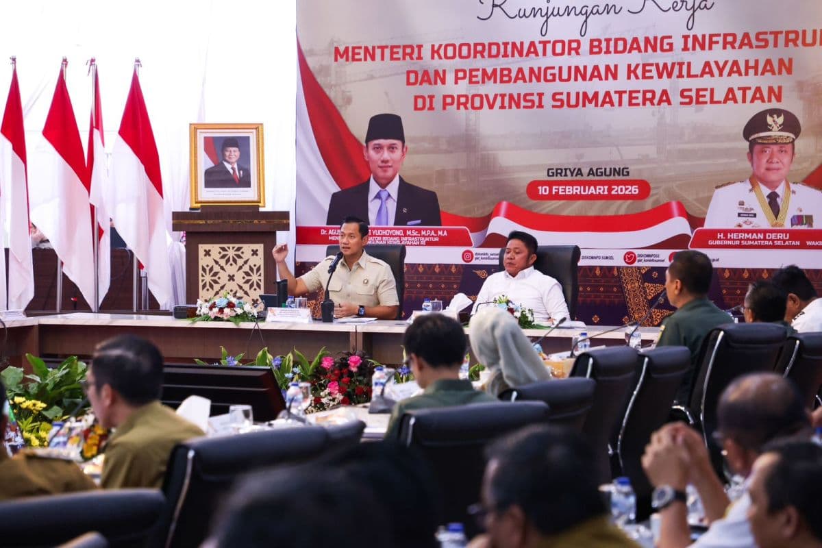 Menko AHY Dorong Percepatan Pelabuhan Tanjung Carat, Targetkan Ekspor Mandiri Sumsel Menko AHY Dorong Percepatan Pelabuhan Tanjung Carat, Targetkan Ekspor Mandiri Sumsel