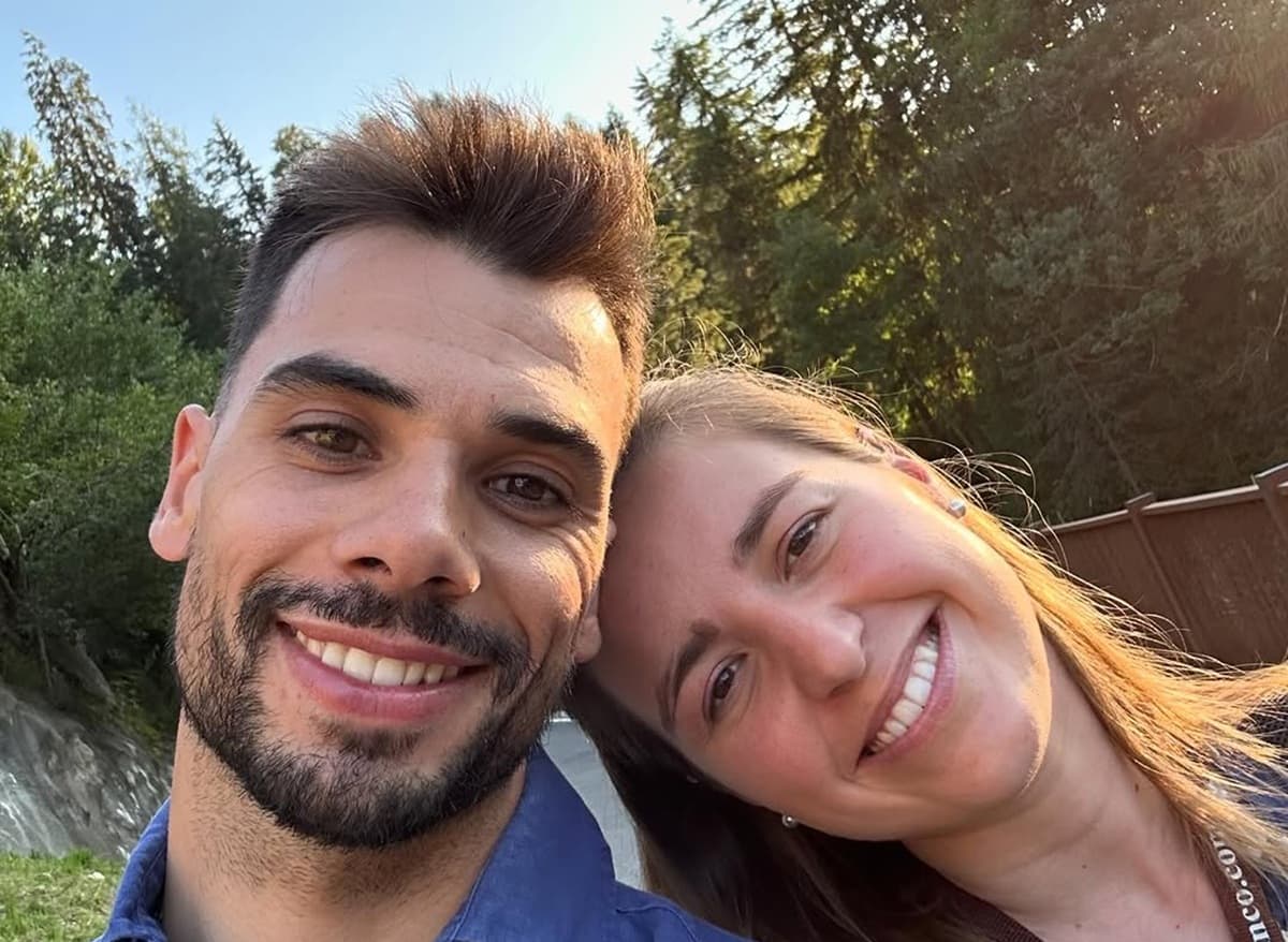 Kisah Cinta Tak Biasa Miguel Oliveira, Eks Pembalap MotoGP yang Menikahi Adiknya Sendiri! Kisah Cinta Tak Biasa Miguel Oliveira, Eks Pembalap MotoGP yang Menikahi Adiknya Sendiri!