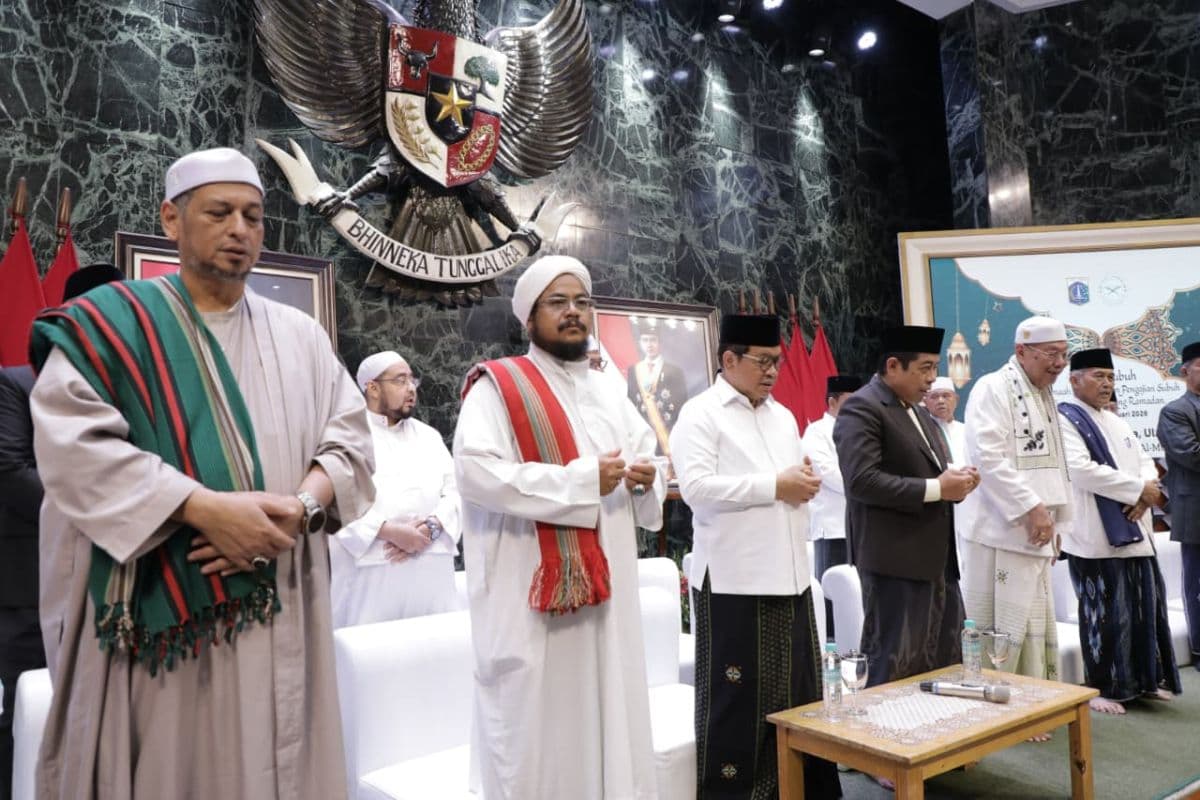 Sambut HUT Jakarta, Pramono Siapkan MTQ hingga Haul Ulama Betawi di Monas Sambut HUT Jakarta, Pramono Siapkan MTQ hingga Haul Ulama Betawi di Monas