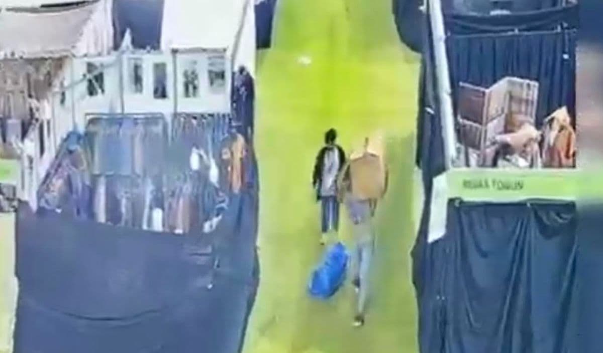 Polisi Kantongi Identitas Pencuri Batik Pesinetron Ady Sky Senilai Rp1,3 Miliar Polisi Kantongi Identitas Pencuri Batik Pesinetron Ady Sky Senilai Rp1,3 Miliar