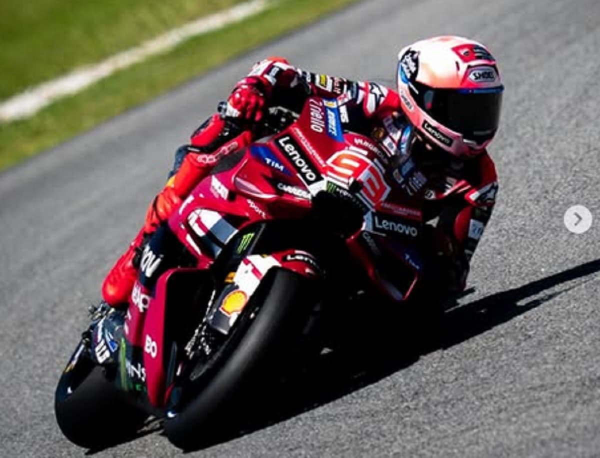 Mantan Juara Dunia Julian Simon Puji Marc Marquez: Ia Selalu Ingin Menang! Mantan Juara Dunia Julian Simon Puji Marc Marquez: Ia Selalu Ingin Menang!