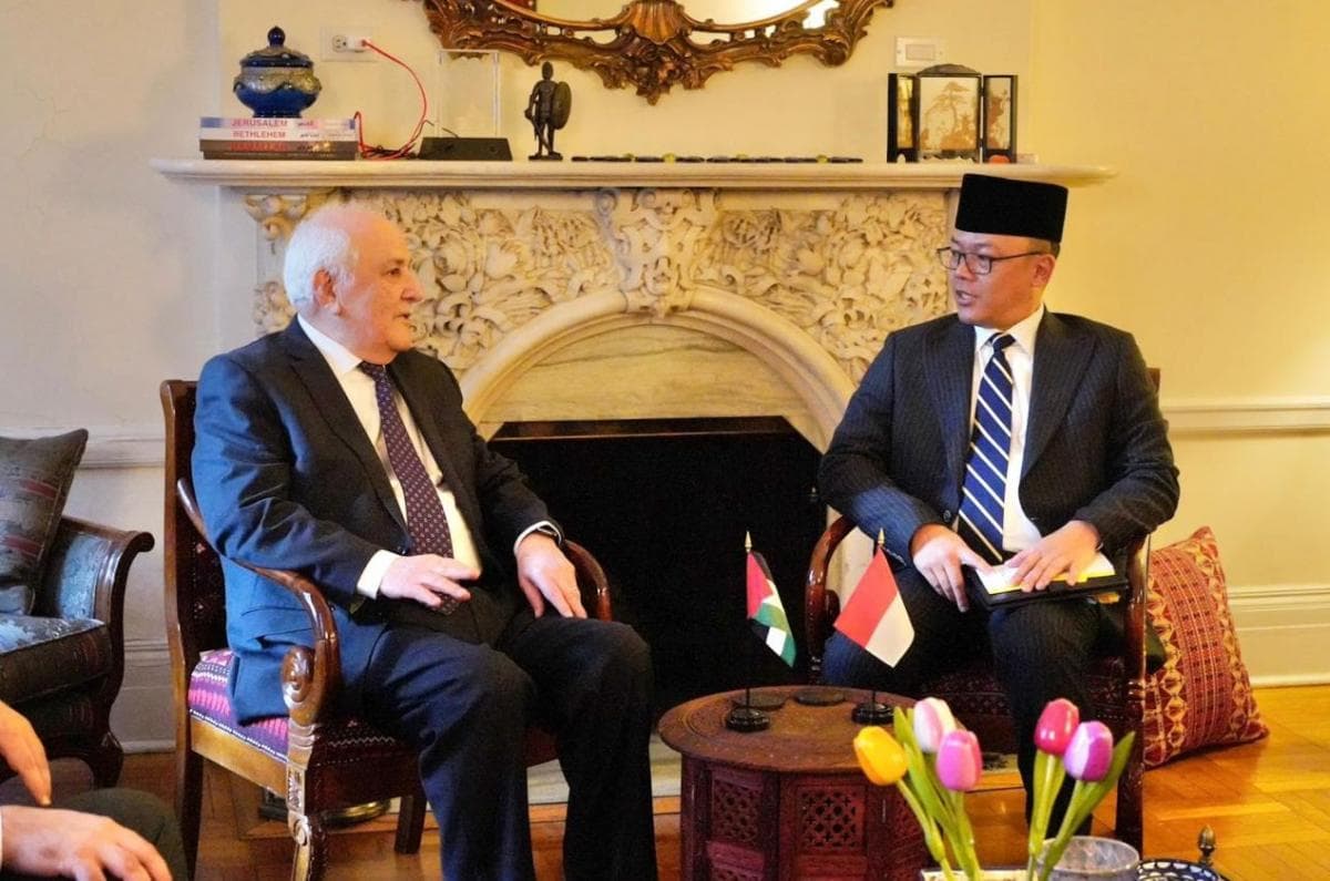 Menlu Sugiono Tegaskan Dukungan RI saat Bertemu Wakil Palestina di PBB Menlu Sugiono Tegaskan Dukungan RI saat Bertemu Wakil Palestina di PBB