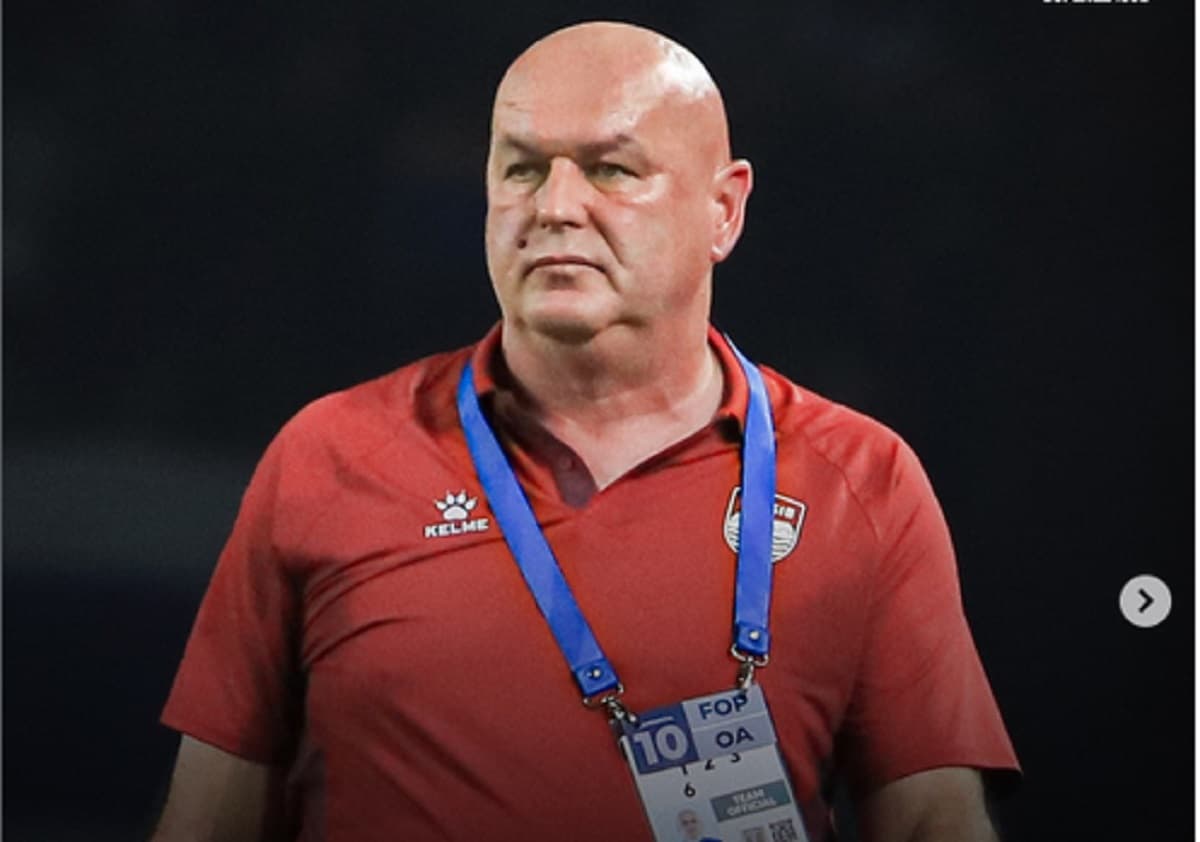 Bojan Hodak Ngamuk Oknum Suporter Bikin Ricuh Kelar Laga Persib Bandung vs Ratchaburi FC Bojan Hodak Ngamuk Oknum Suporter Bikin Ricuh Kelar Laga Persib Bandung vs Ratchaburi FC