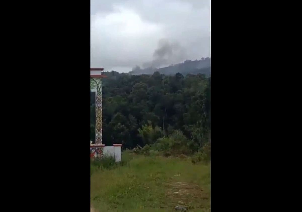 Warga Krayan Barat Digegerkan Dugaan Pesawat Jatuh di Area Pegunungan Warga Krayan Barat Digegerkan Dugaan Pesawat Jatuh di Area Pegunungan