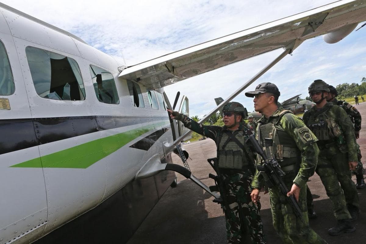 Kogabwilhan III: Pemulihan Kondusifitas 11 Bandara Perintis di Papua Berlangsung Intensif Kogabwilhan III: Pemulihan Kondusifitas 11 Bandara Perintis di Papua Berlangsung Intensif