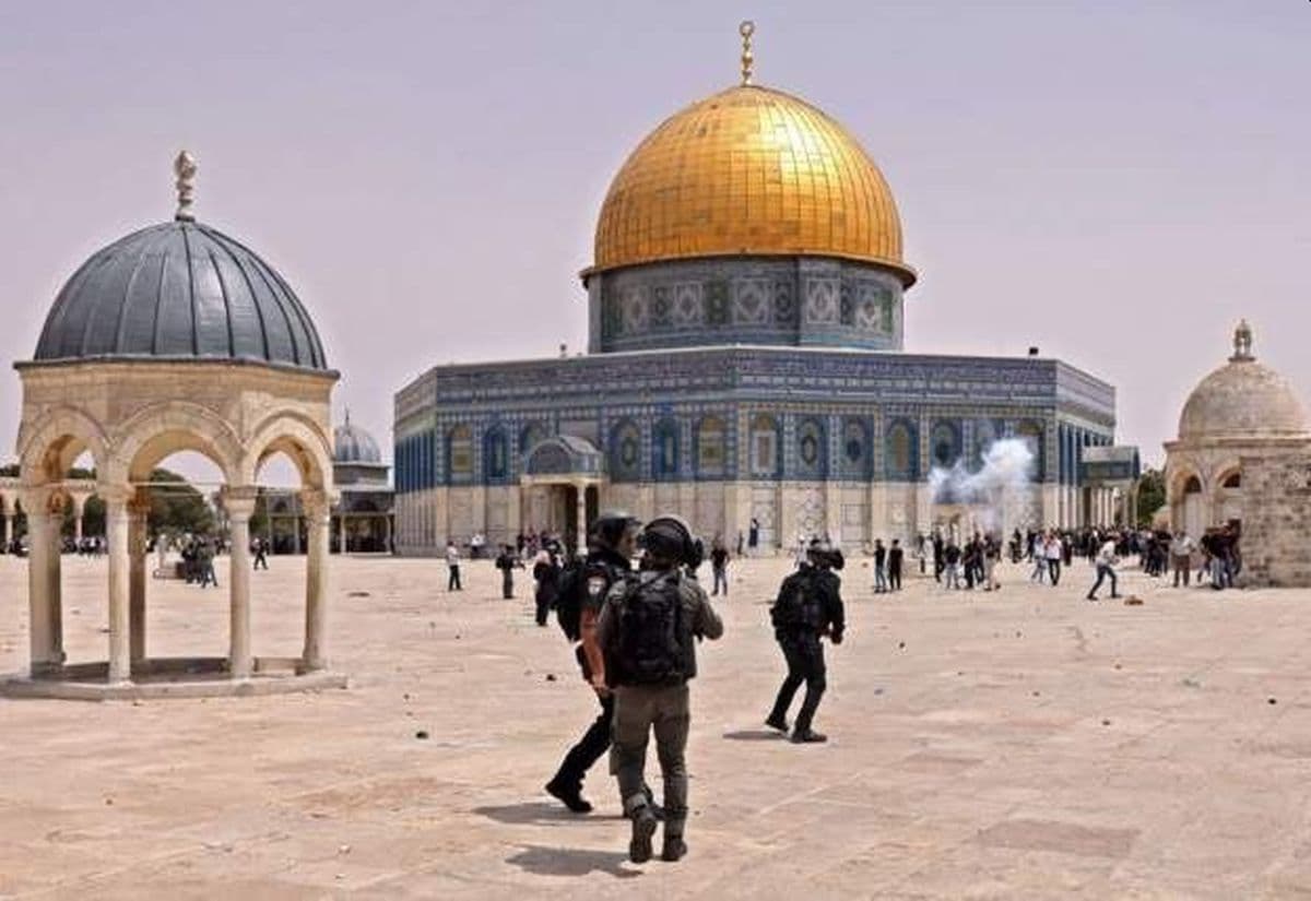 Israel Tangkap Imam Masjid Al Aqsa, MPR Minta Bahas di BoP Israel Tangkap Imam Masjid Al Aqsa, MPR Minta Bahas di BoP